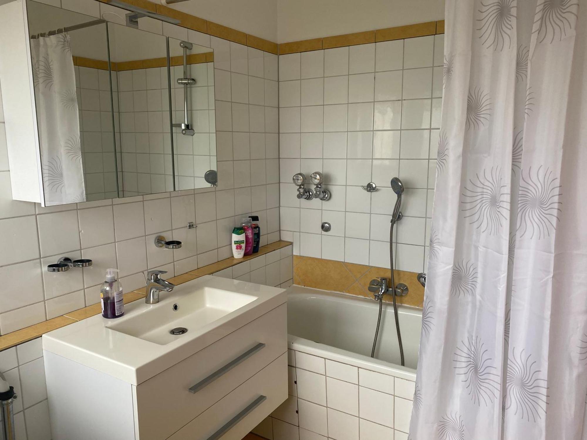 Idyllische Aussicht Apartment เอ็มเมนดินเงน ภายนอก รูปภาพ