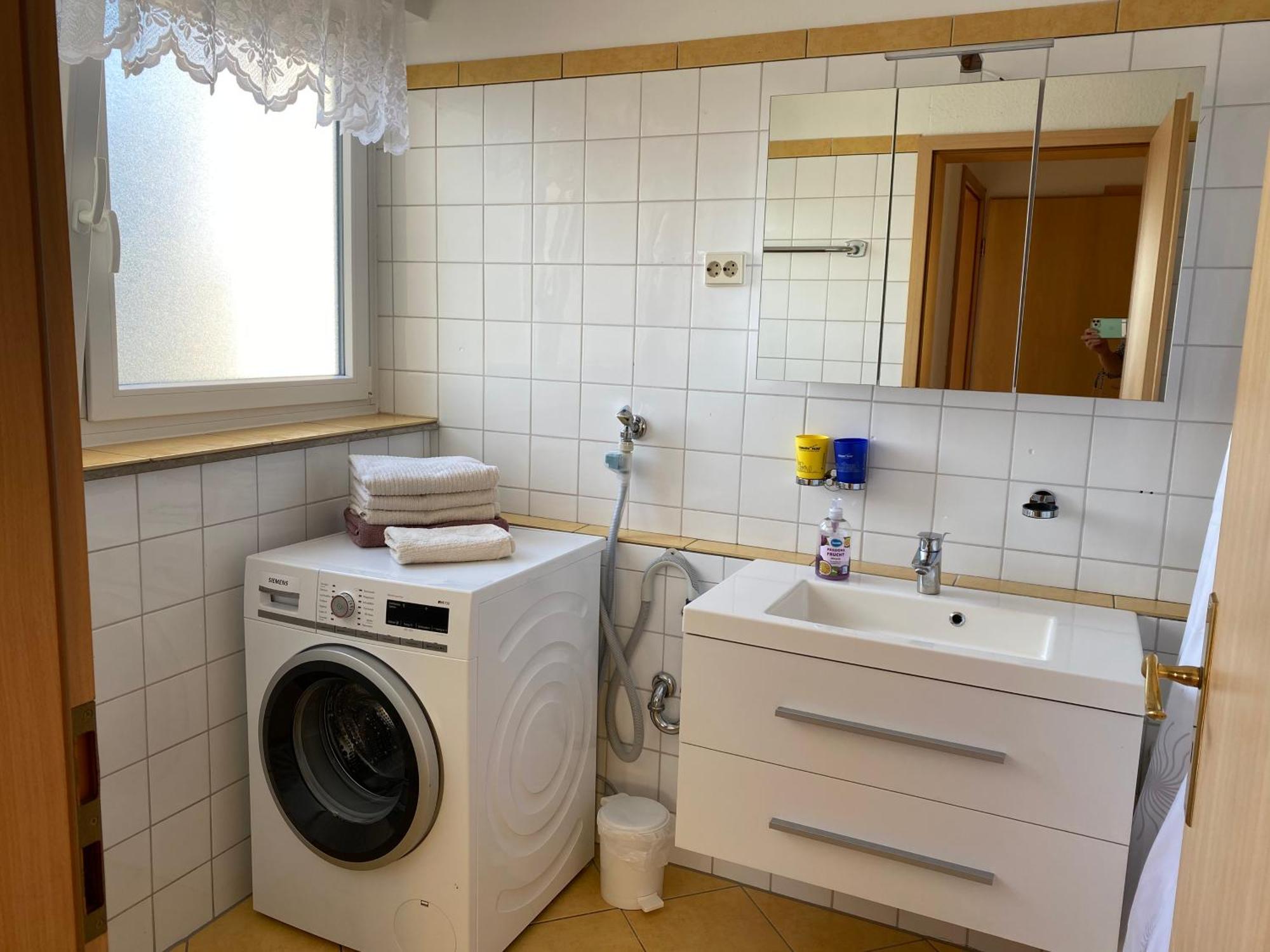 Idyllische Aussicht Apartment เอ็มเมนดินเงน ภายนอก รูปภาพ